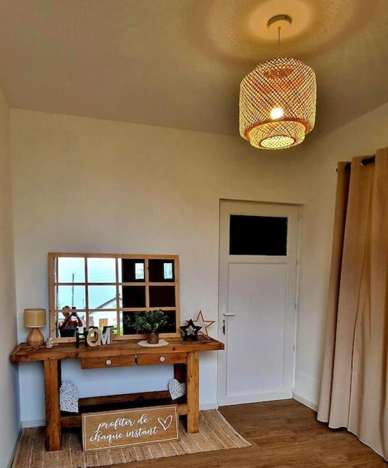 Appartement Charmant Et Spacieux オセール エクステリア 写真
